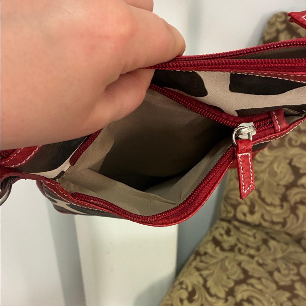 Red and Brown Giraffe Print Crossbody Bag - Picture 12 of 14
